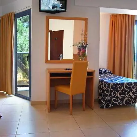 Hotel Amaraigua (adults Only) 4*